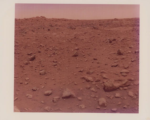  Viking 1 - 277: The first color photograph taken on the surface of Mars, the Red Planet