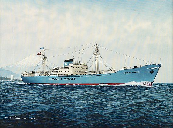 T. Hagiwara - Dänischer Frachter "Dragoer Maersk" vor dem Fujiyama