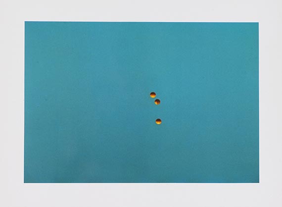 John Baldessari - Throwing three balls in the air to get a straight line (best of thirty-six attempts) - Altre immagini