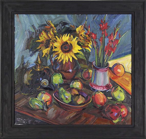 Peter August Böckstiegel - Blumenstilleben mit Sonnenblumen, Gladiolen und Pickelhelm - Cornice